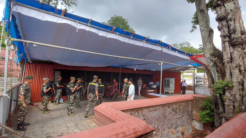 पशुपतिमा सुनको जलहरी जोख्ने तयारी, खाली गराइयो मन्दिर परिसर